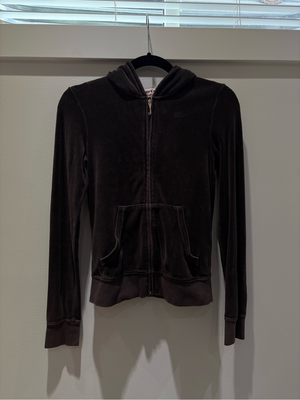 Vintage Juicy Couture Chocolate Brown Velour Zip-Up Hoodie – Small